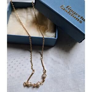 Vtg Avon Gold Tone Collar Necklace Wire Wrapped Faux Pearls Dainty Chain 16" New